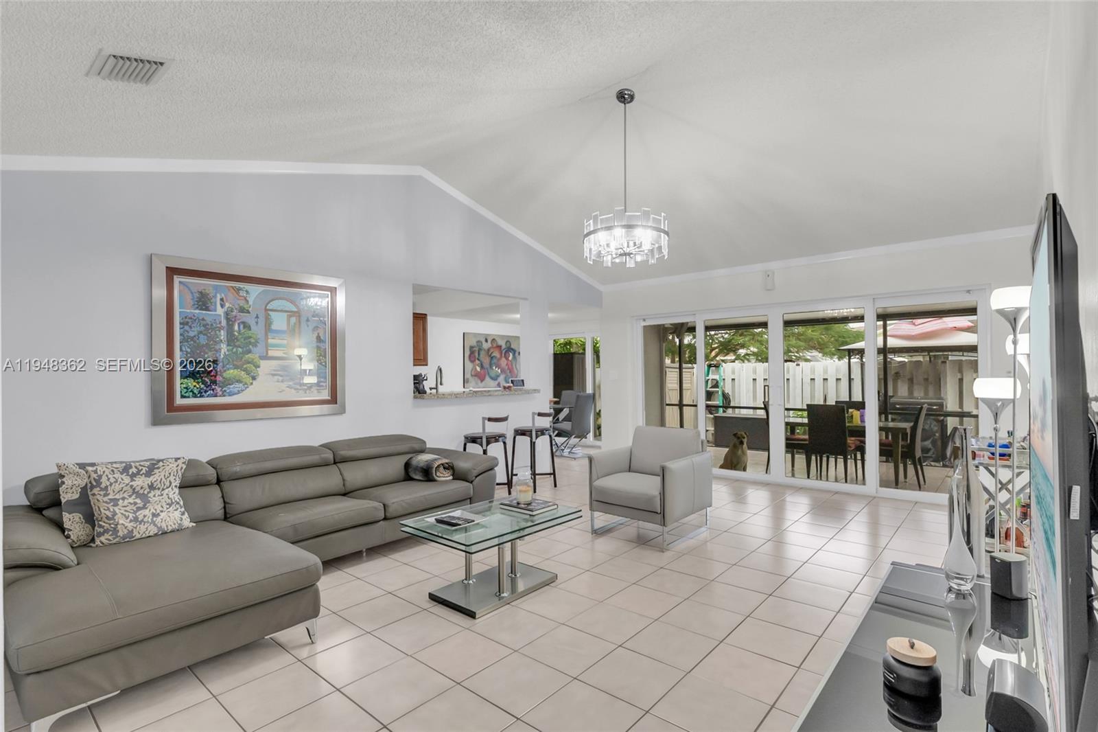 DEVON-AIRE VILLAS SEC 9 - Residential