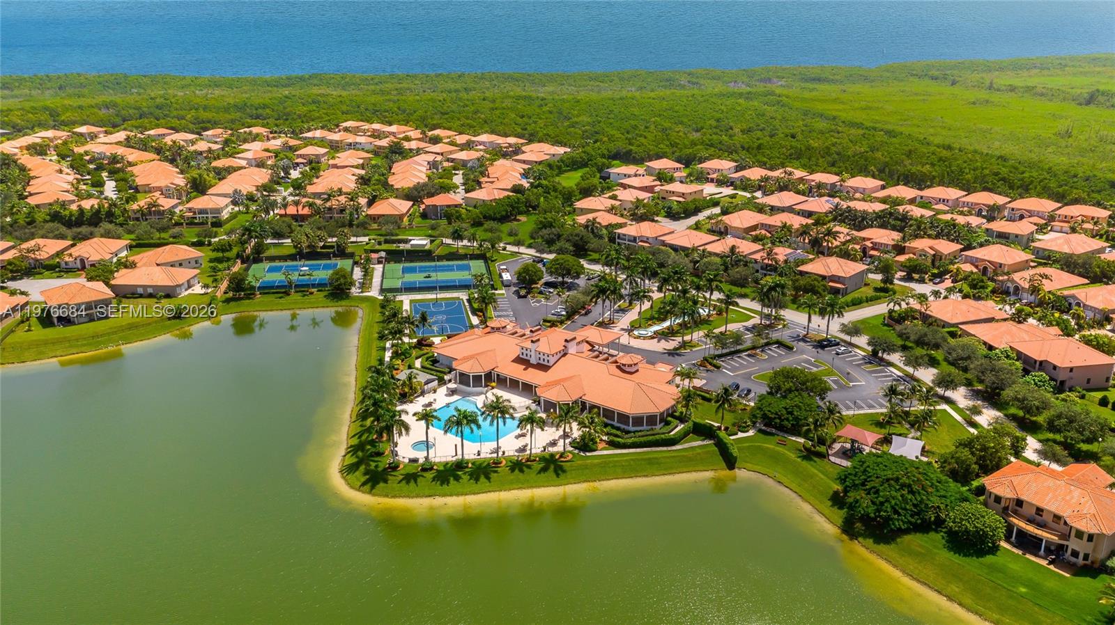 CUTLER CAY - Residential