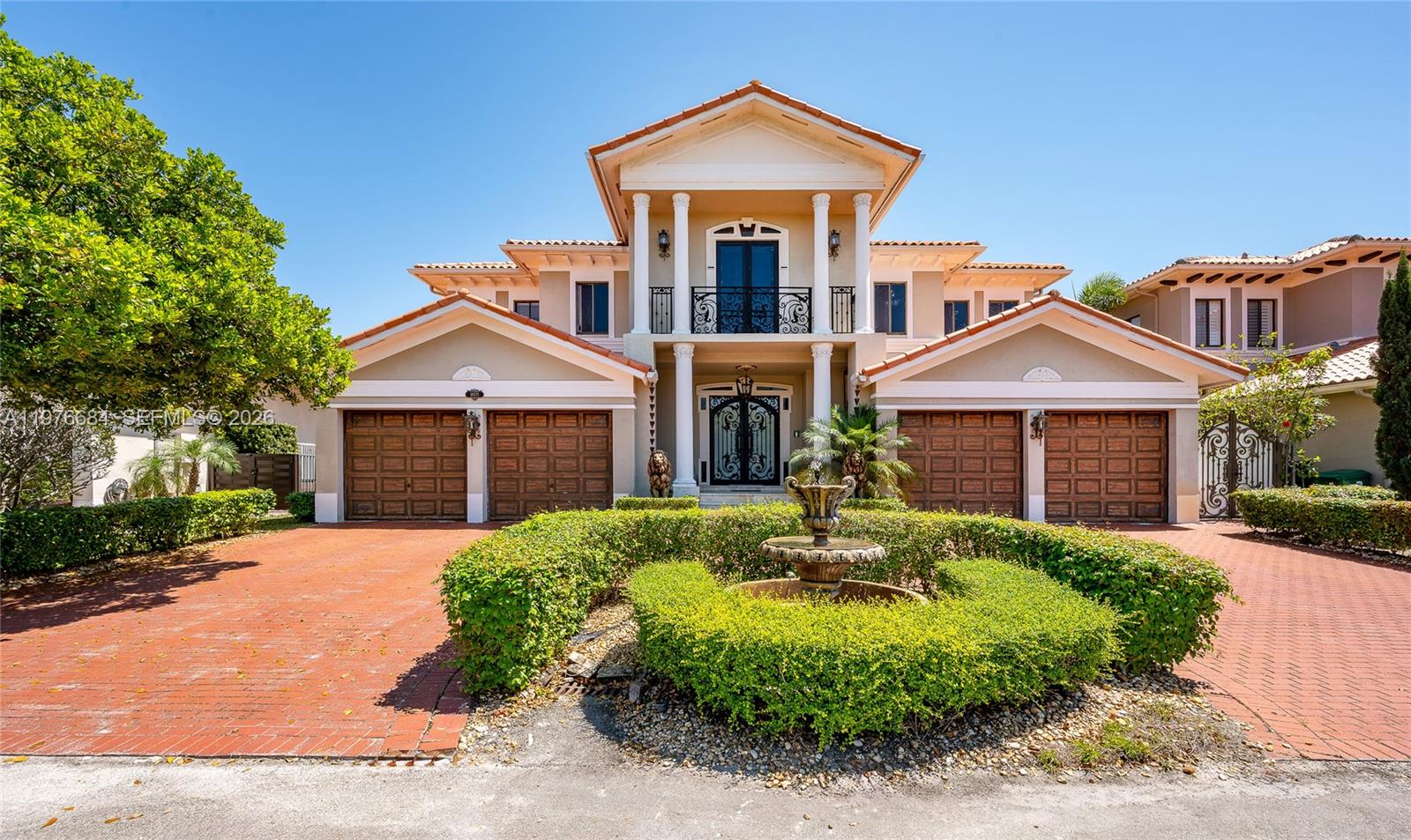 CUTLER CAY - Residential