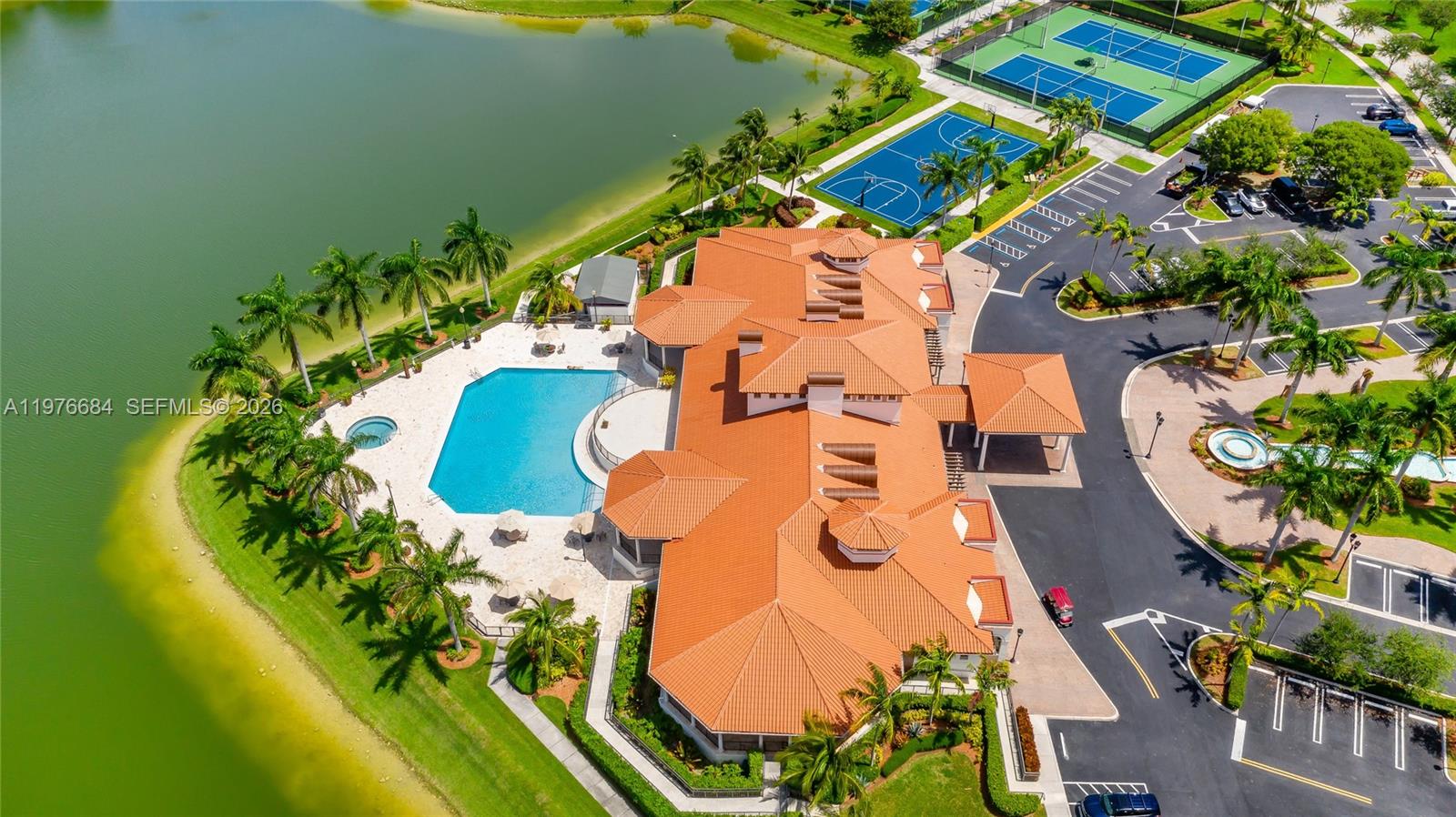 CUTLER CAY - Residential