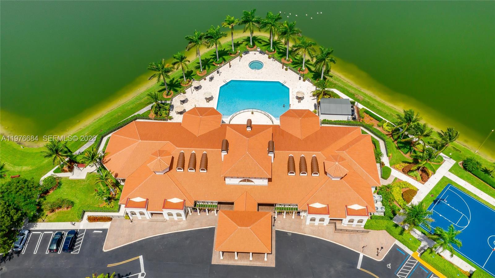 CUTLER CAY - Residential