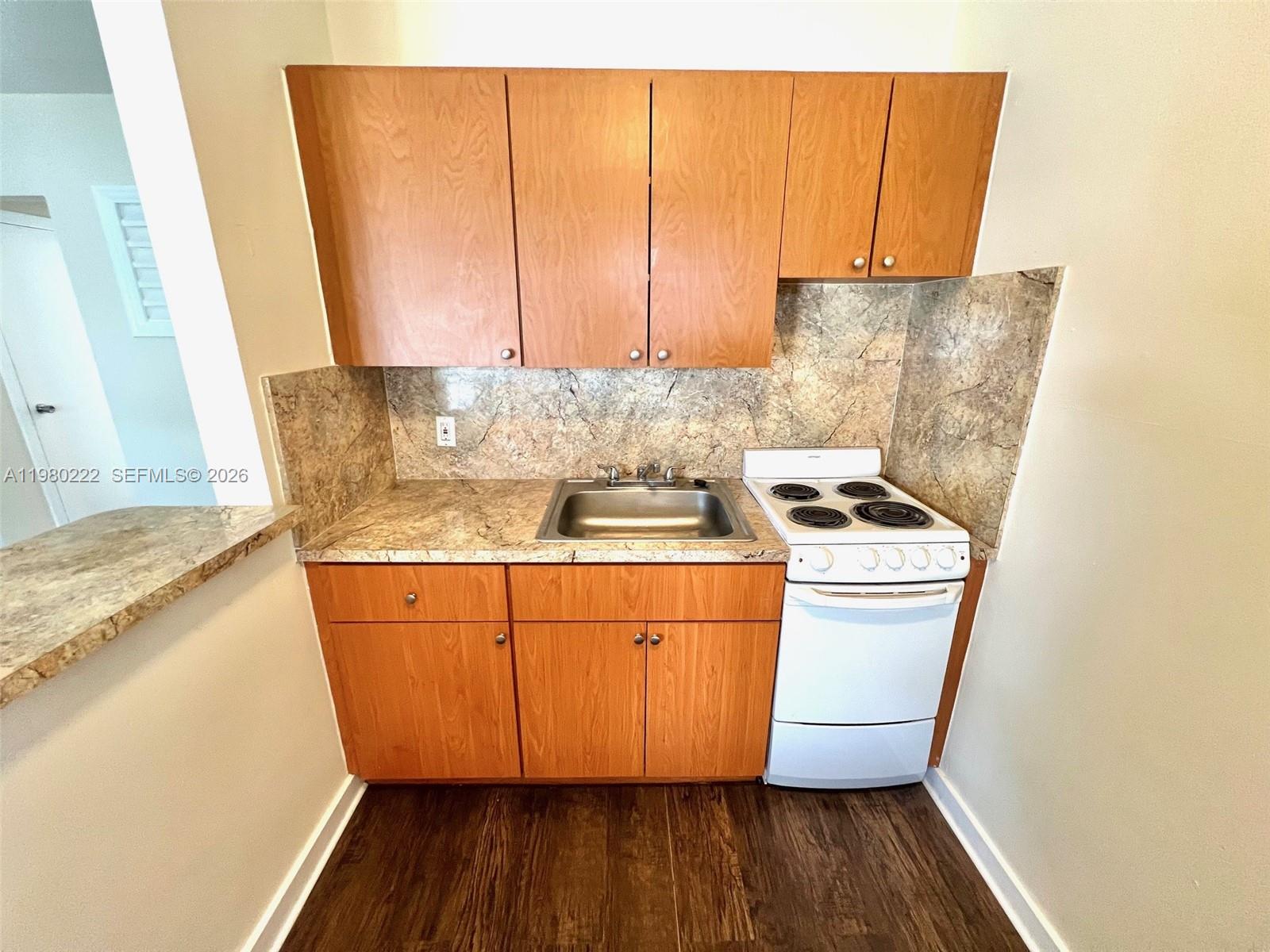 BISCAYNE HEIGHTS - Residential Lease