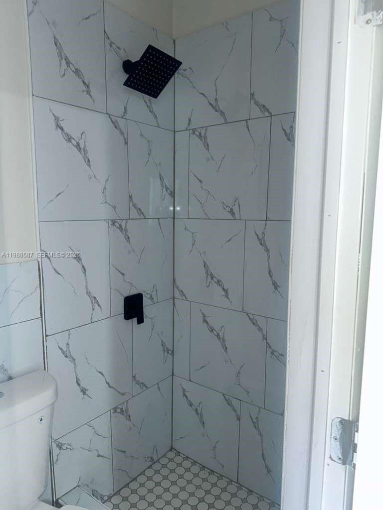 KADELL ESTS - Residential Lease