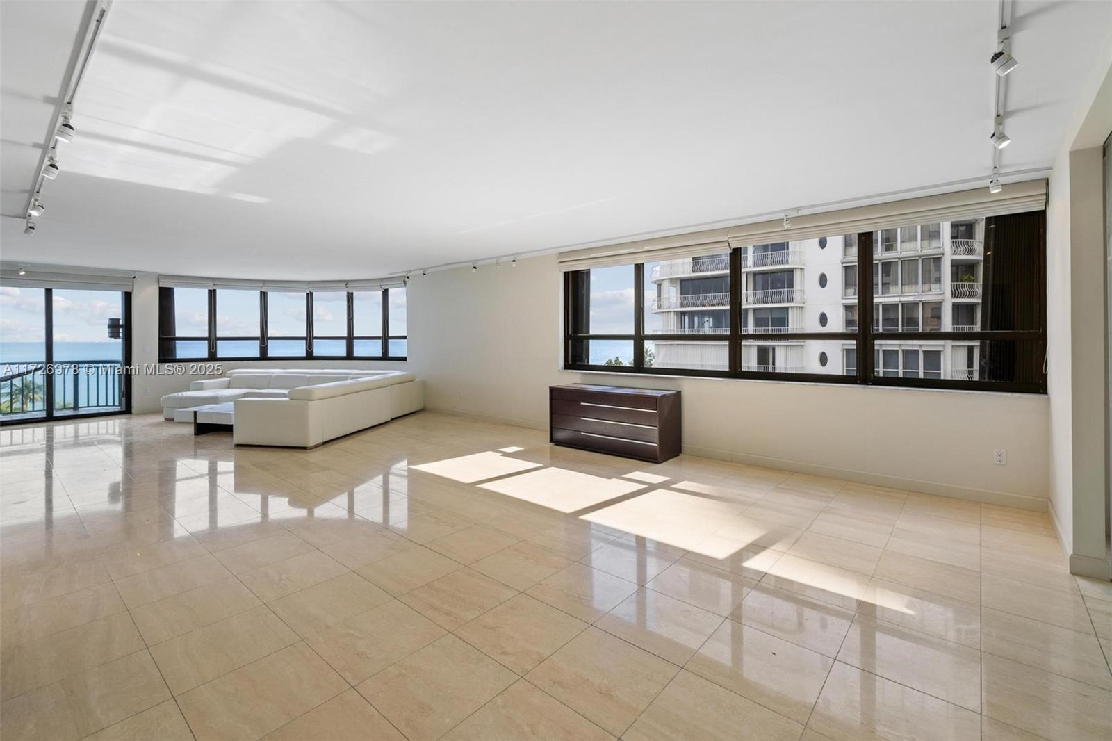 THE TIFFANY OF BAL HARBOUR - Residential