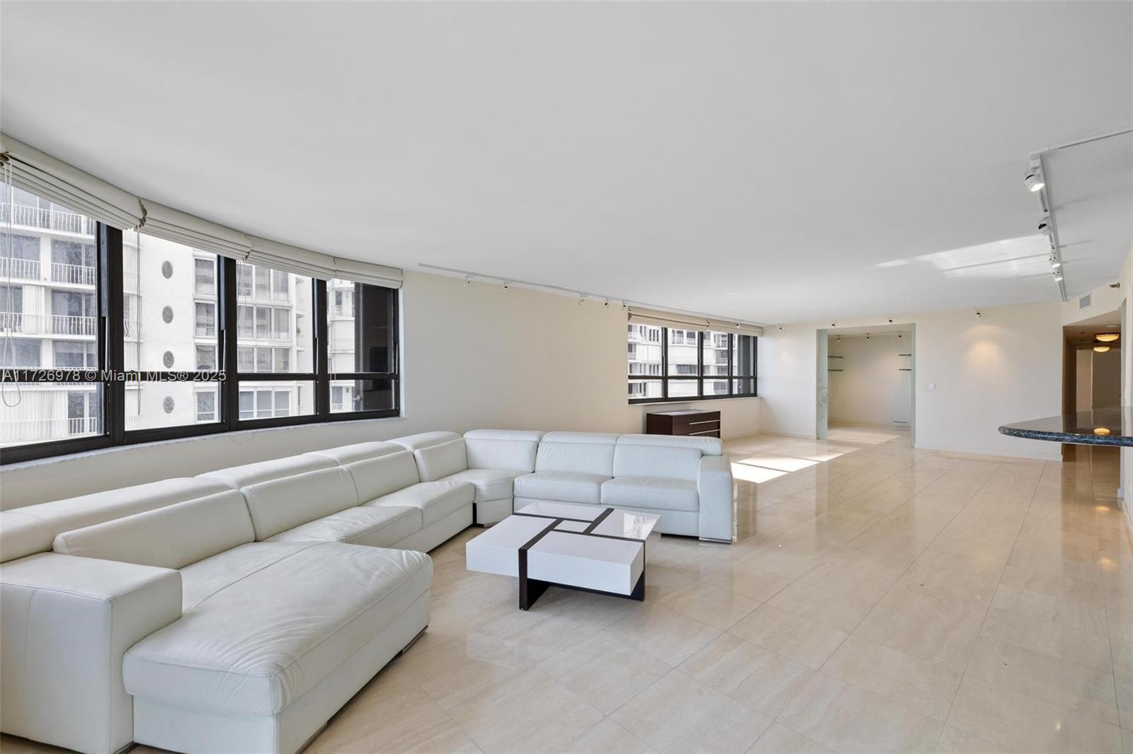 THE TIFFANY OF BAL HARBOUR - Residential