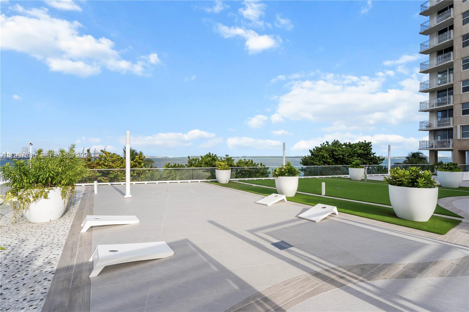 ISOLA CONDO - Residential Lease