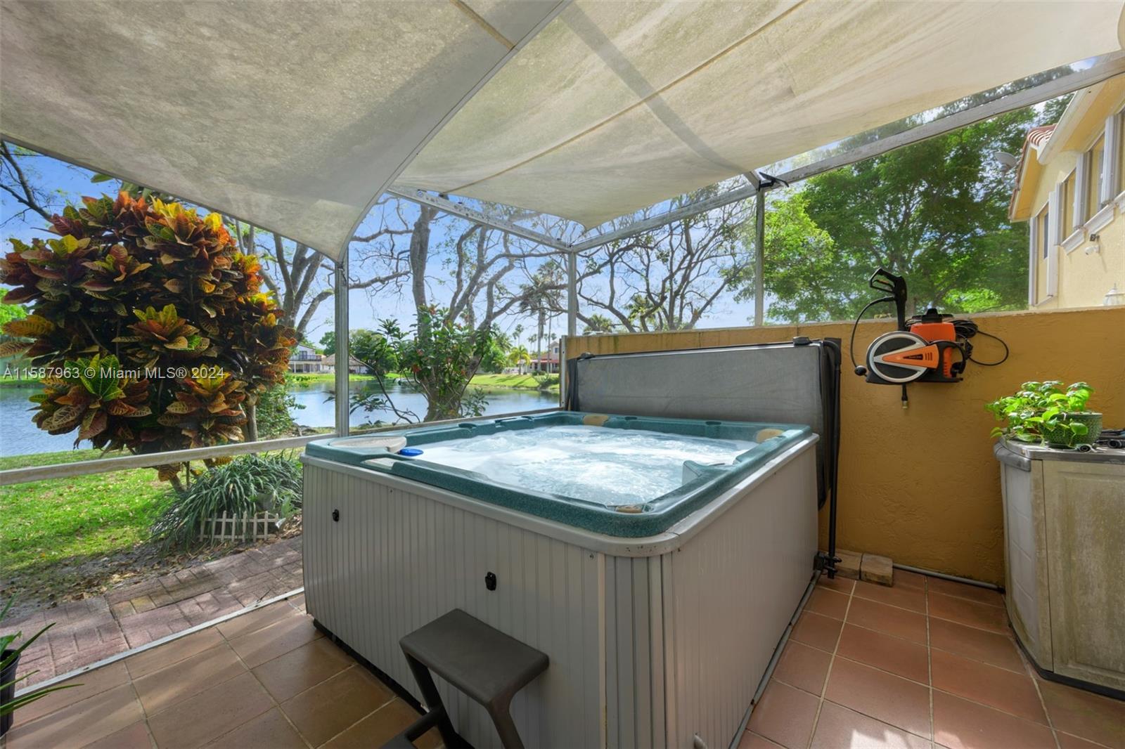 PORTOFINO CONDOMINIUM SEC - Residential
