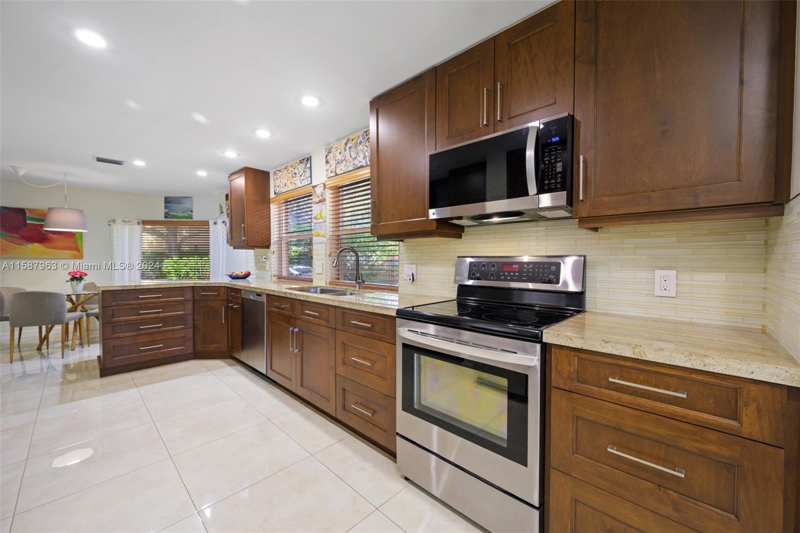 PORTOFINO CONDOMINIUM SEC - Residential