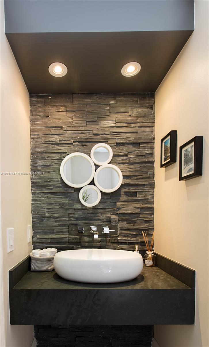 Weitzer Killian Place - Residential Lease