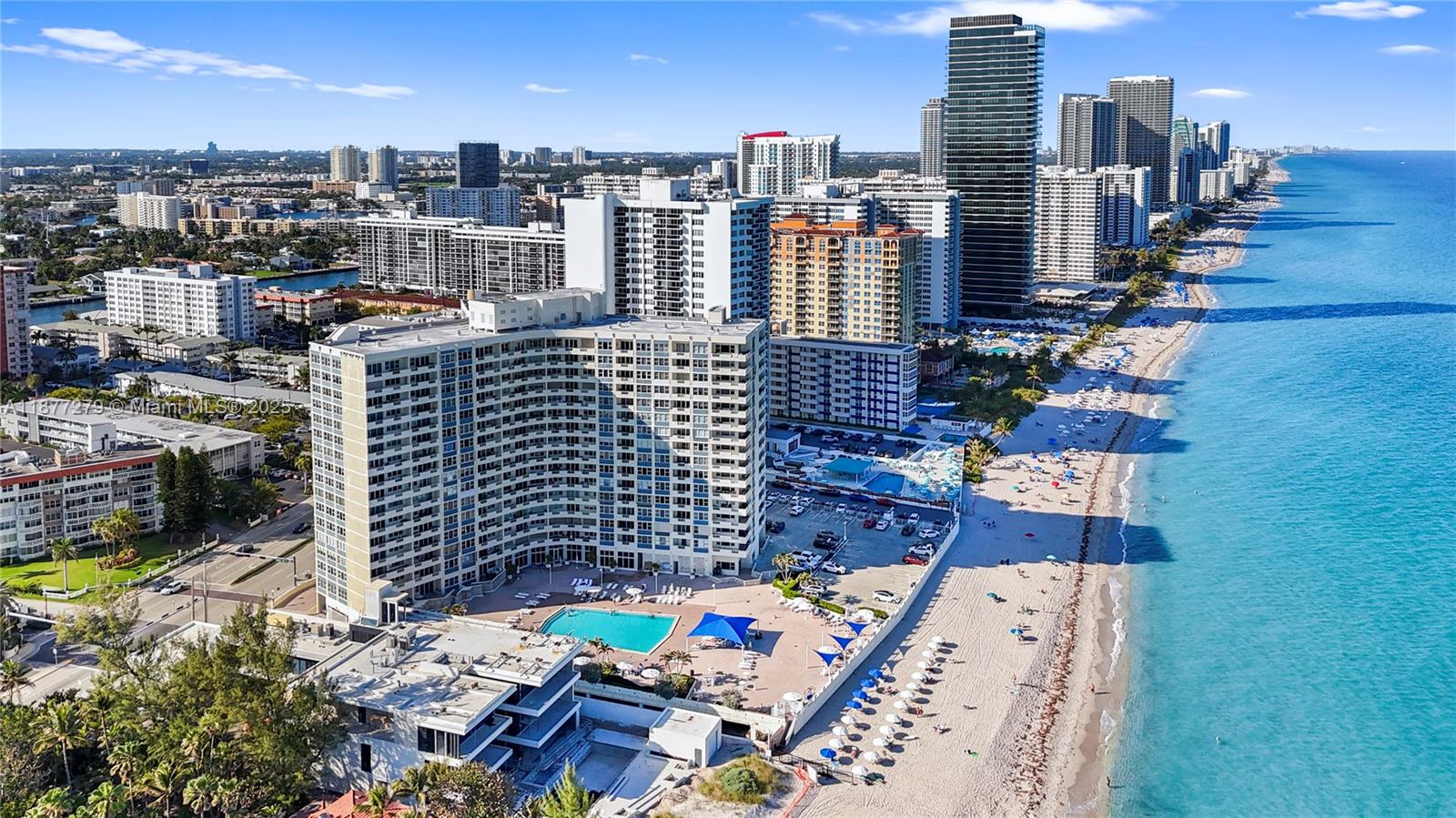 PARKER DORADO CONDO - Residential