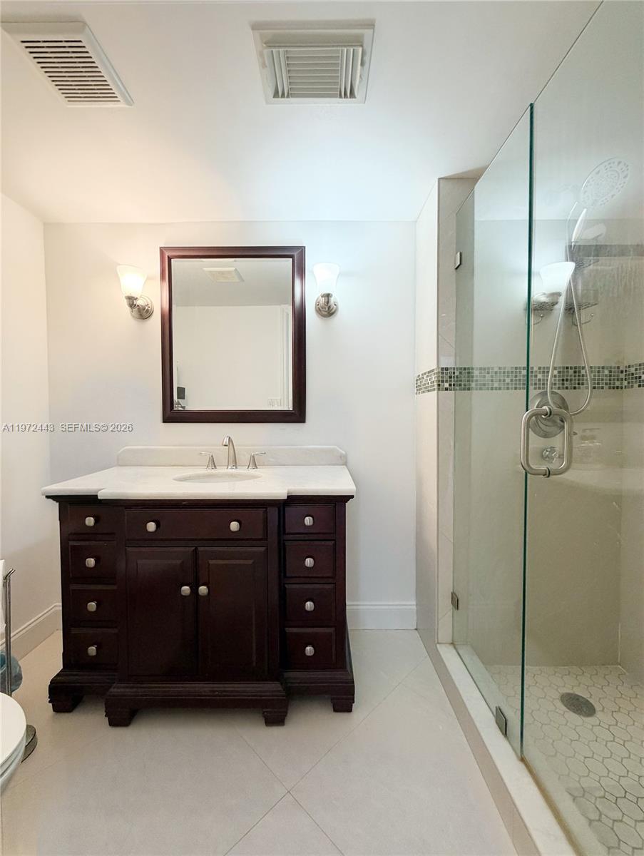 COMMODORE PLAZA CONDO - Residential Lease