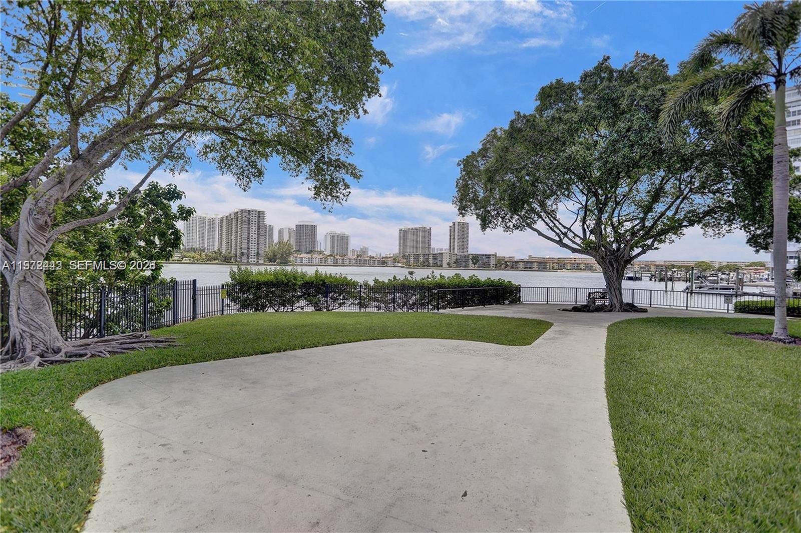 COMMODORE PLAZA CONDO - Residential Lease