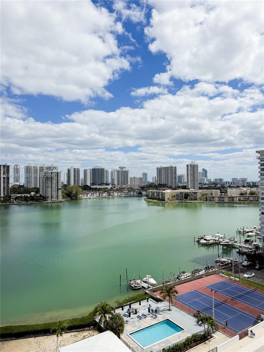 COMMODORE PLAZA CONDO - Residential Lease