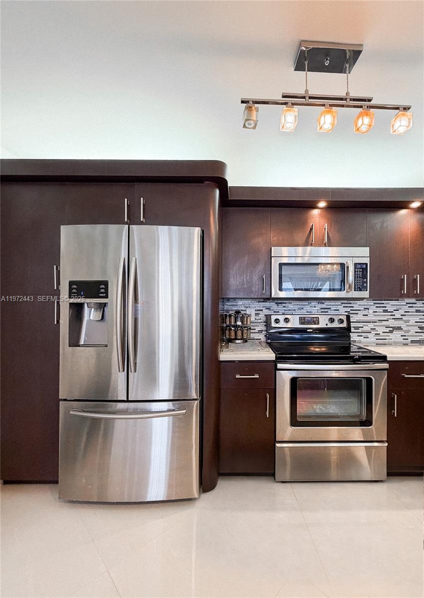 COMMODORE PLAZA CONDO - Residential Lease