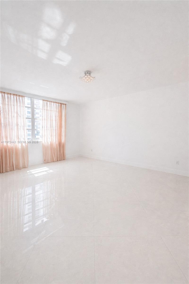 COMMODORE PLAZA CONDO - Residential Lease
