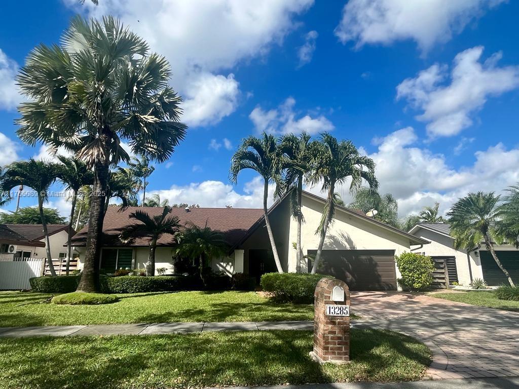 Rental Property at 13285 Sw 101st St, Miami, Broward County, Florida - Bedrooms: 3 
Bathrooms: 2  - $3,950 MO.