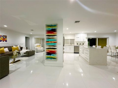 9230 SW 68th St 0 Miami FL 33173