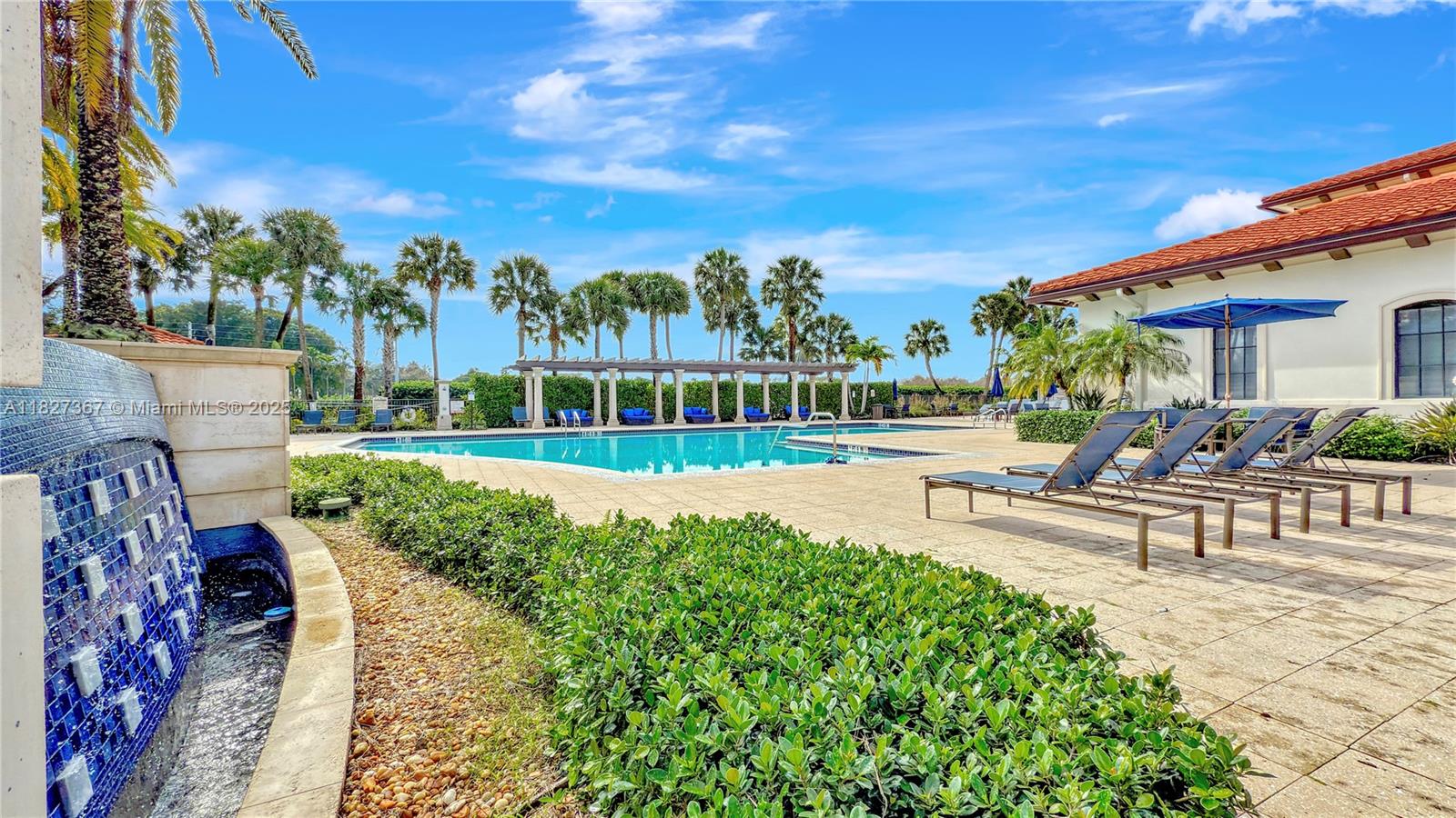 Best priced unit ! Modern living with Luxurious Features Step into the largest model offered at Raintree. Stunning and pristine, secluded lakefront, spacious 3 bedroom ,2.5 bath 2 car garage. perfectly blended style and function. This home features: Chefs kitchen with top-of-the-line appliances, all line new condition never used. Exceptional open floor plan W/beautiful, oversized tile. Relax as you overlooking fully grown lush vegetation and waterfront with complete privacy. Primary suite features spa-inspired roman tub/shower combination Gorgeous. resort -style clubhouse beckons entertaining/sunbathing deck/pool area and state of the art fitness center Close to all major expressways and shopping and services. Plush neutral carpeting in immaculate condition throughout second floor