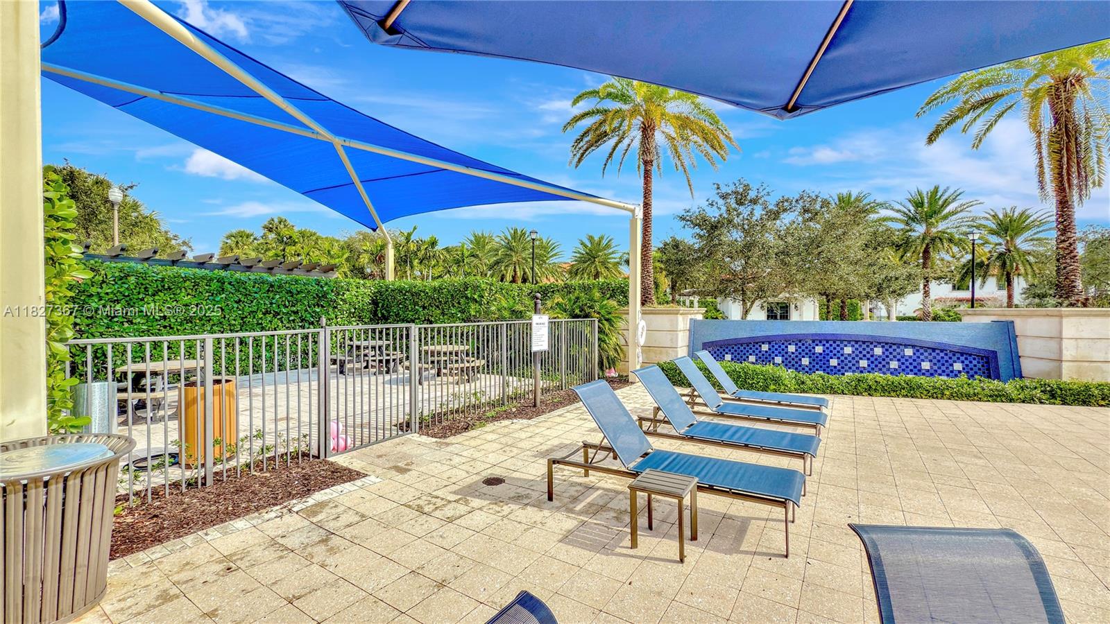 1601 SW 113th Ave, Pembroke Pines, FL, 33025/$629,500 1 1601 SW 113th Ave