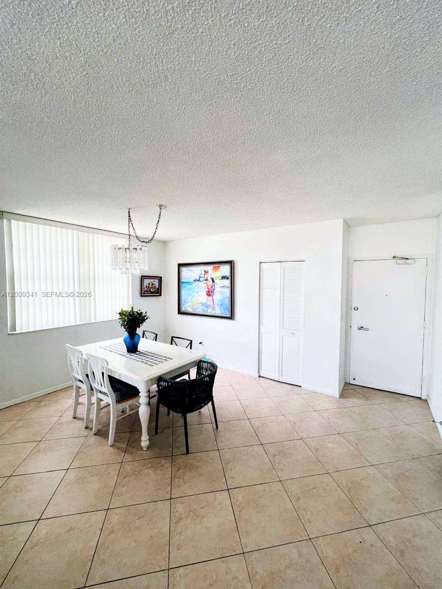 ARLEN HOUSE CONDO - Residential