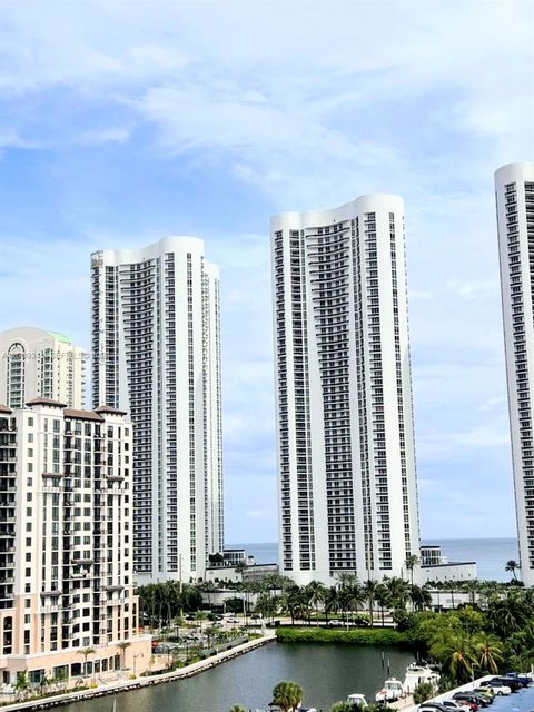 300 Bayview Dr 915 Sunny Isles Beach FL 33160