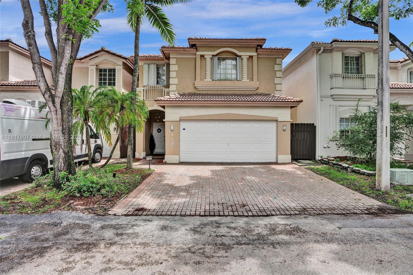 Property for Sale at 11222 Nw 73rd Ter, Doral, Miami-Dade County, Florida - Bedrooms: 4 
Bathrooms: 2  - $860,000