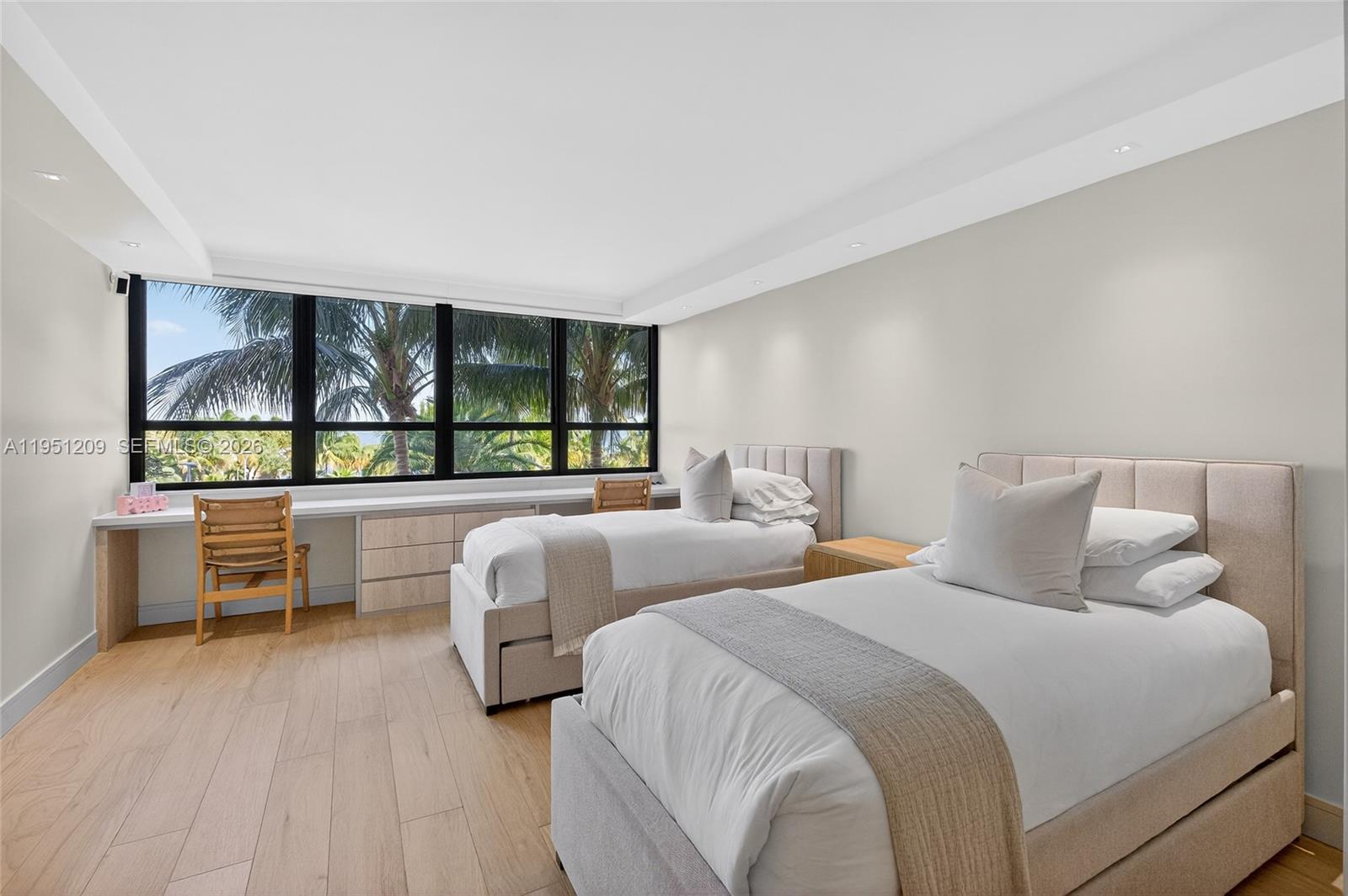 GROVE ISLE CONDO - Residential