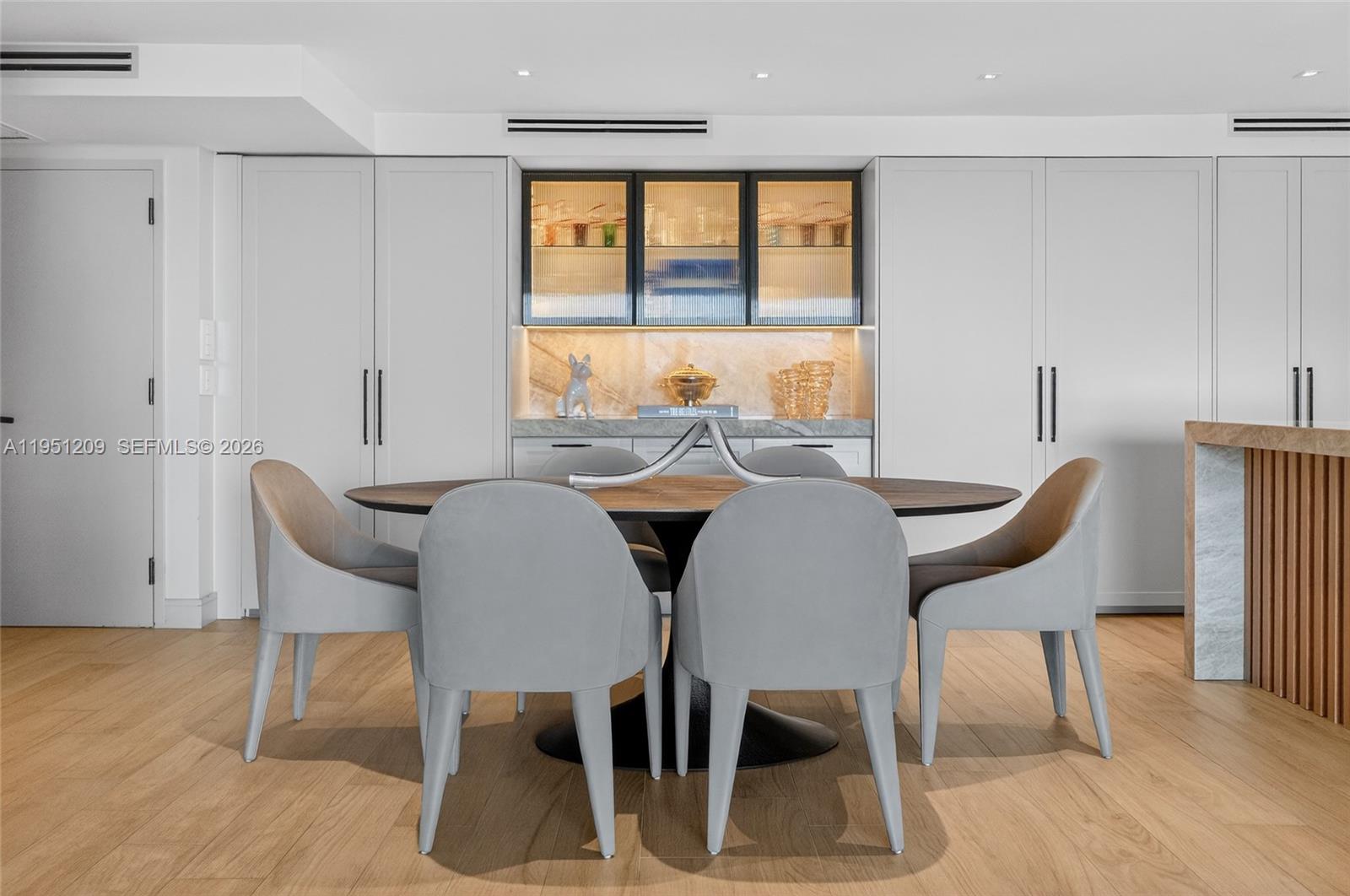 1 Grove Isle Dr A303