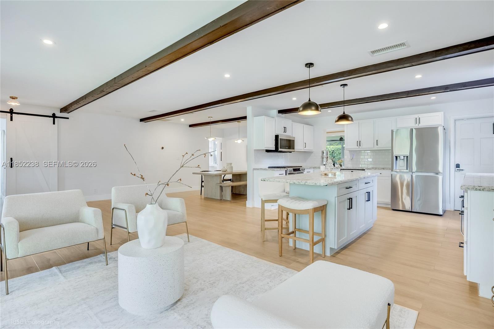 HOLLYWOOD LAKES SECTION - Residential