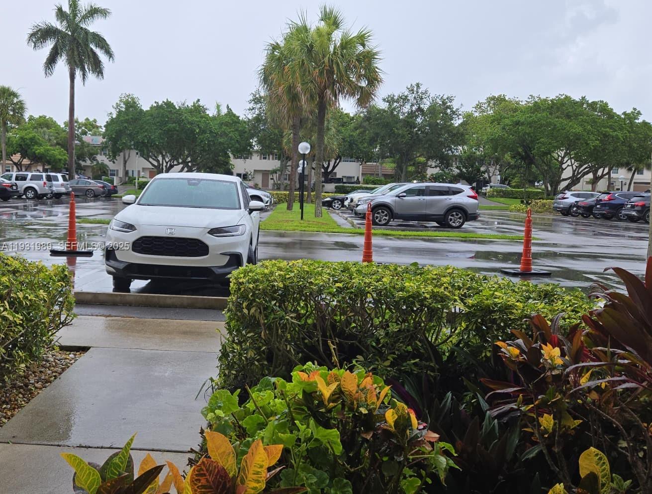 NO 9 PALM-AIRE COUNTRY CL - Residential