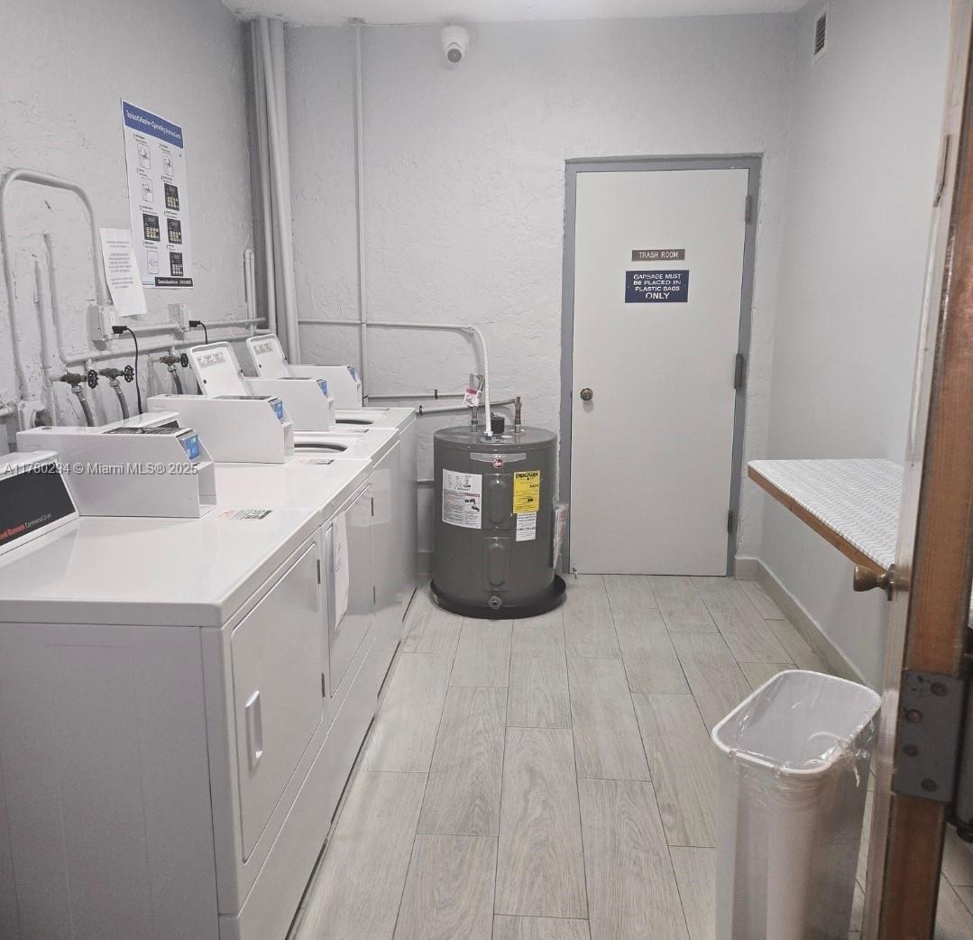 HALLANDALE GARDENS CONDO - Residential