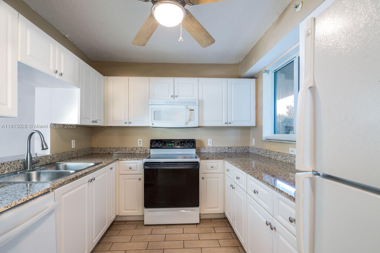 ROND POINT CONDO - Residential Lease