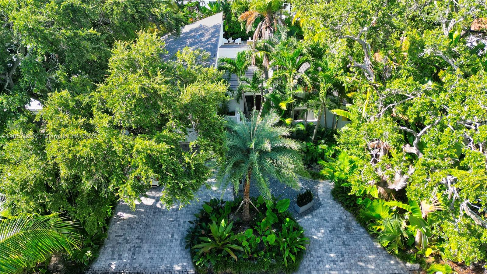 BAY LURE - Residential