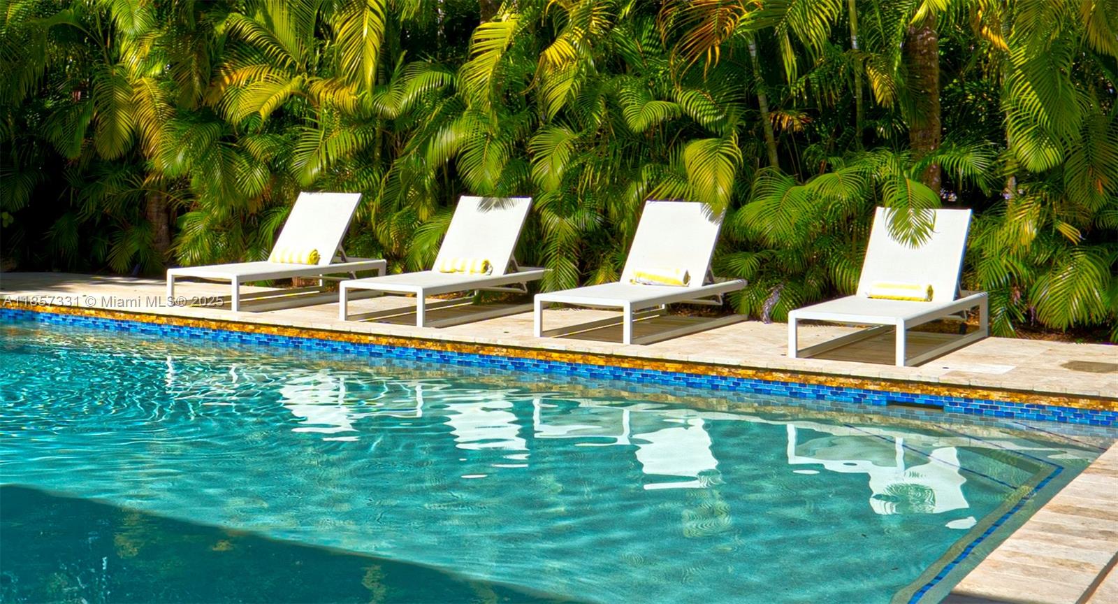 BAY LURE - Residential