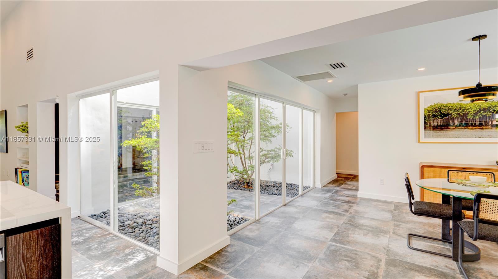 BAY LURE - Residential