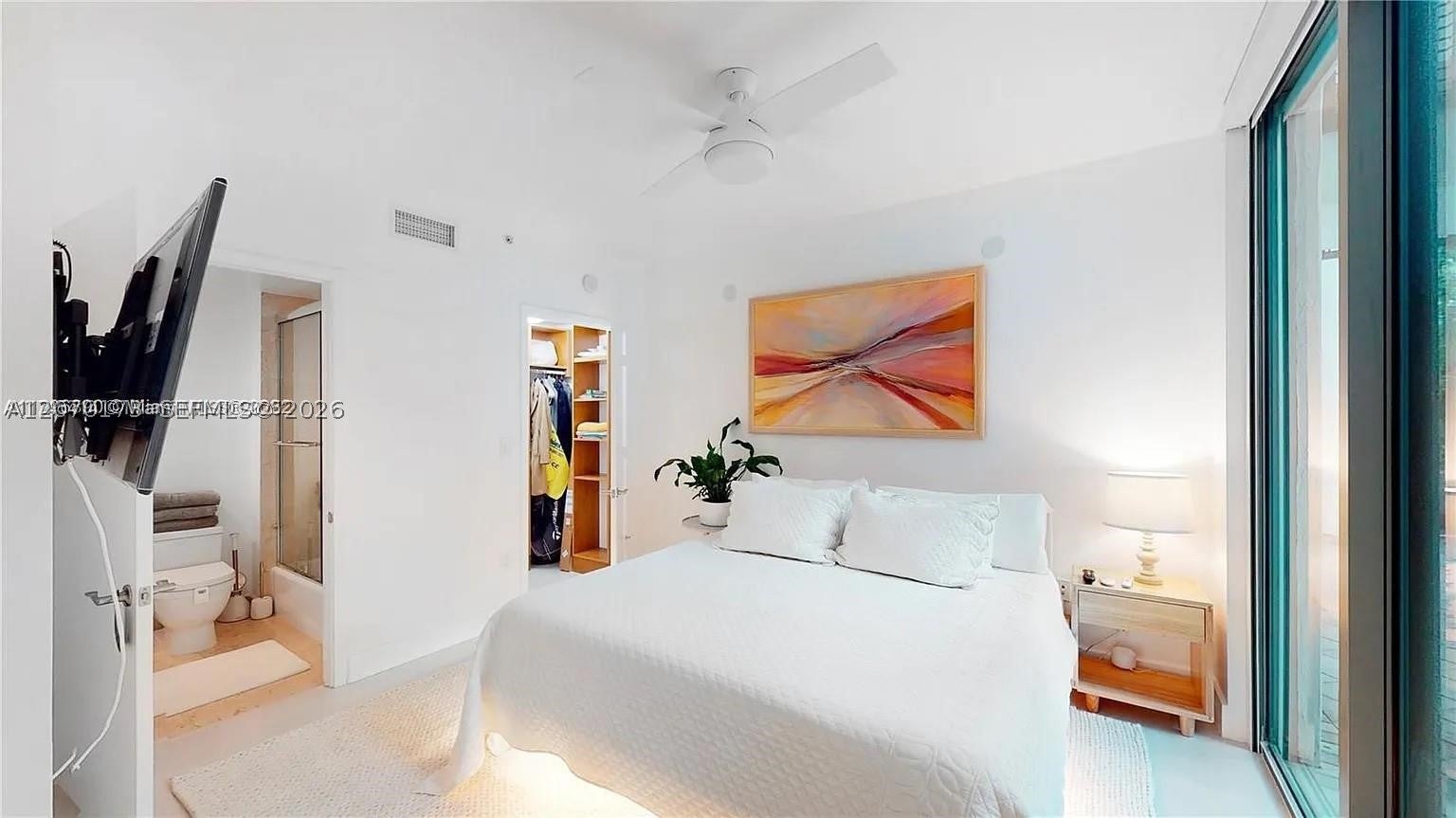6000 Collins Ave 124