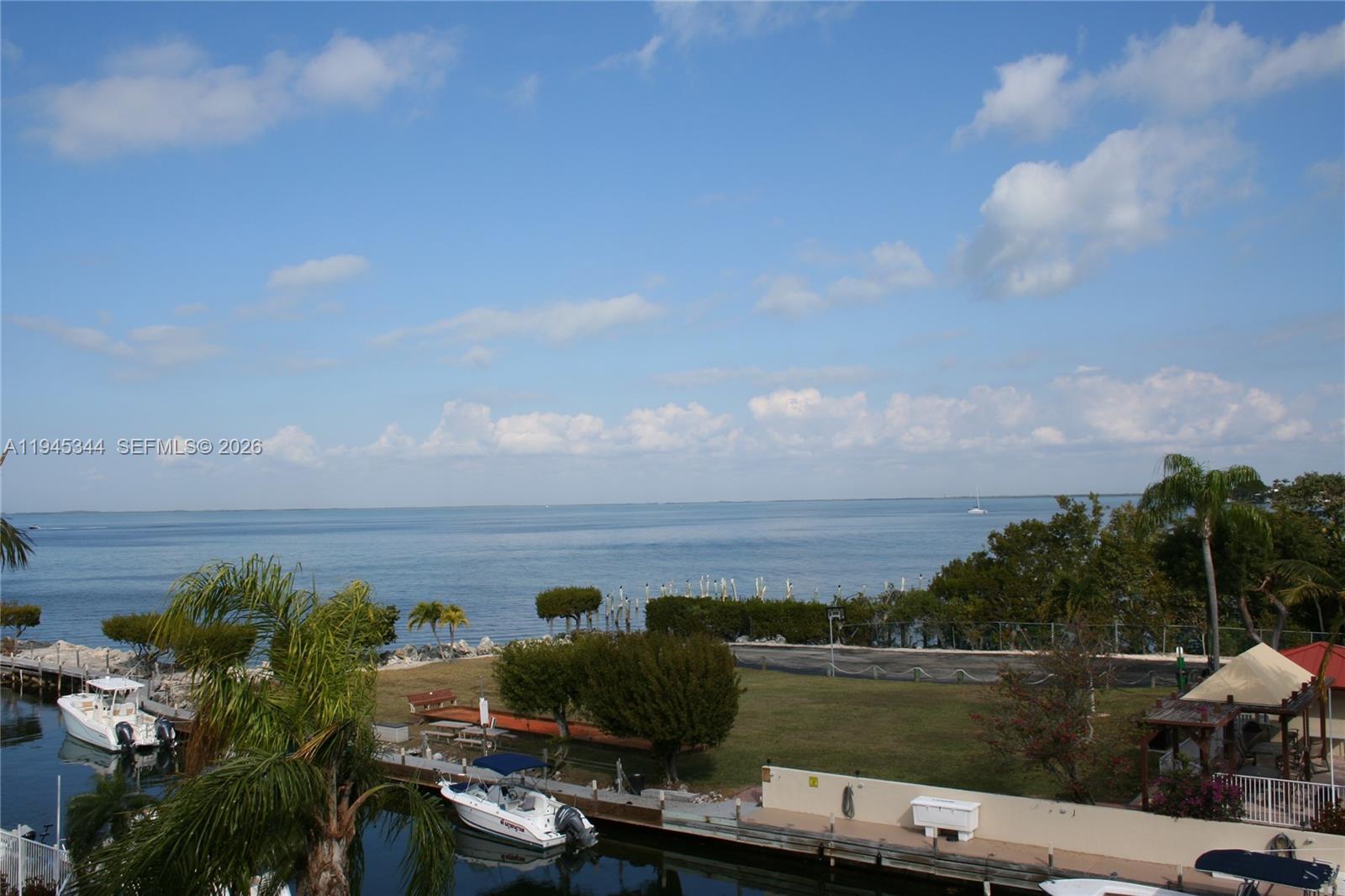 TAMARIND BAY CLUB CONDOMI - Residential