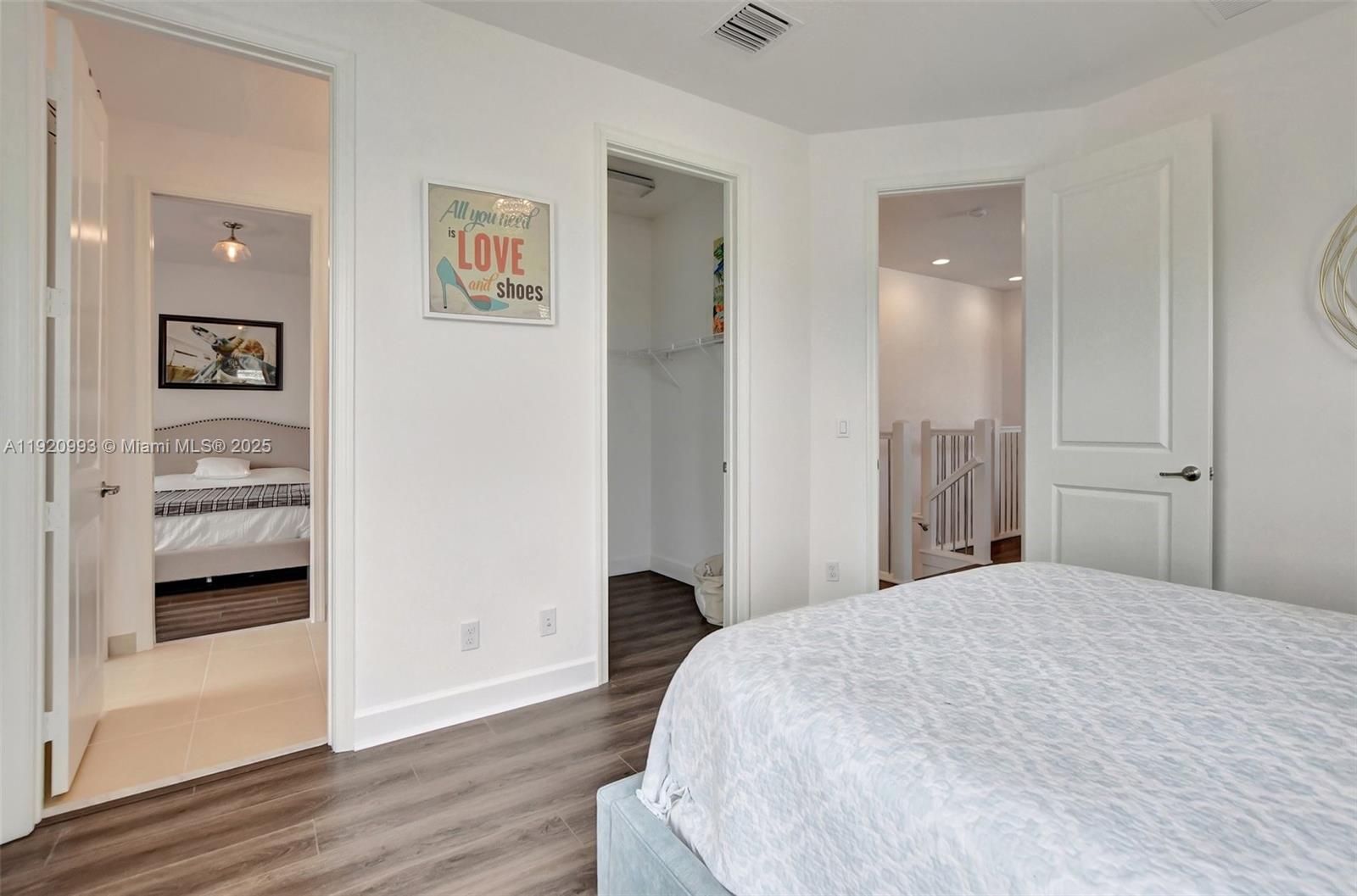 POINTE 100 CONDO - Residential Lease