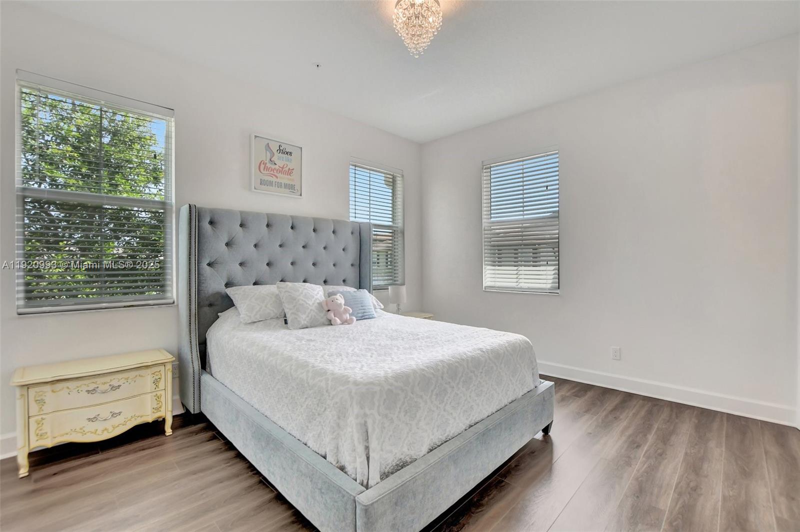 POINTE 100 CONDO - Residential Lease