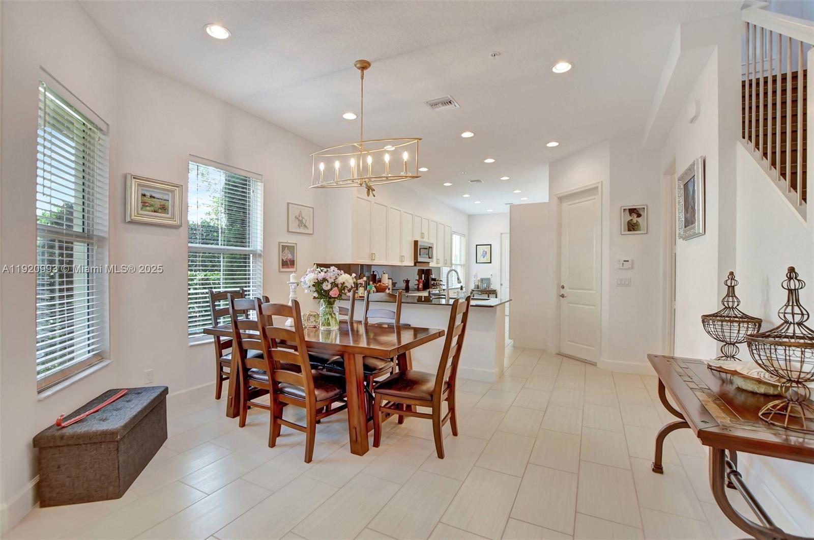 POINTE 100 CONDO - Residential Lease