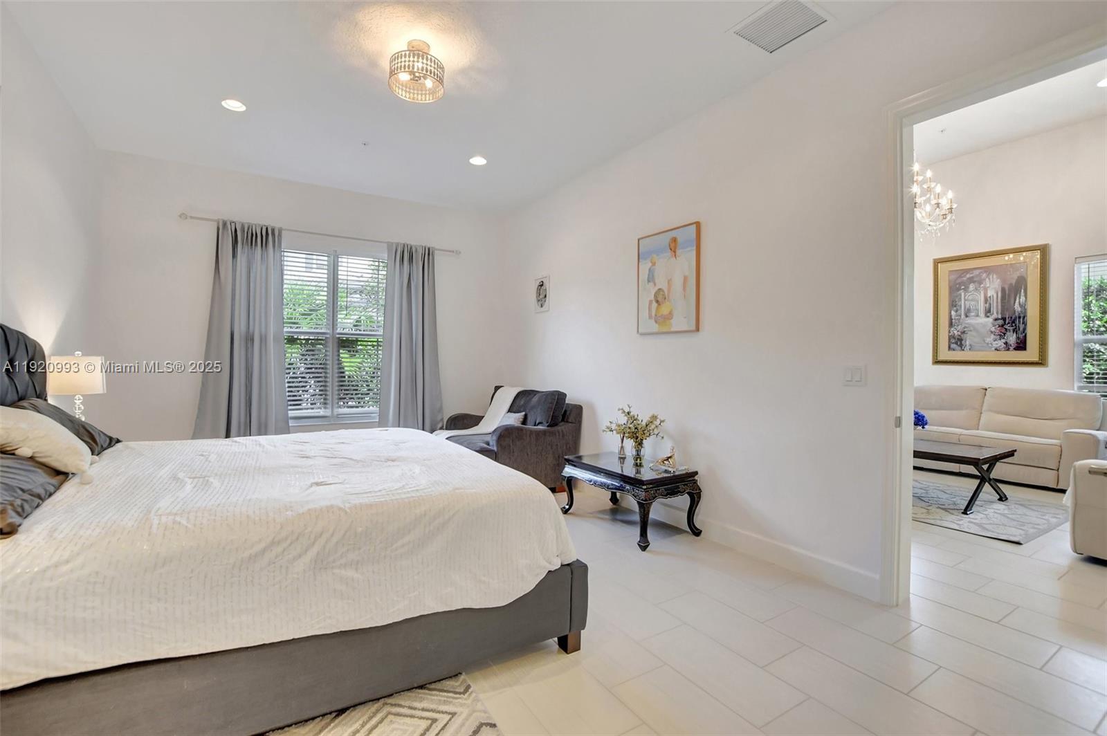 POINTE 100 CONDO - Residential Lease