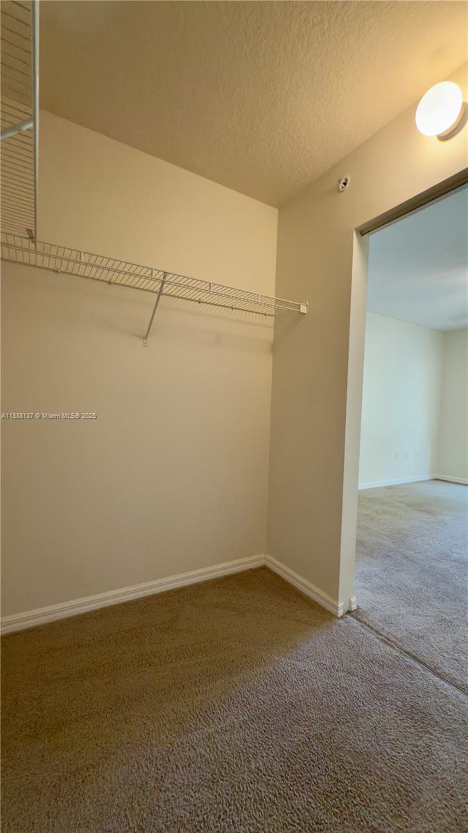 EMERALD ISLE AT LAGUNA LA - Residential Lease