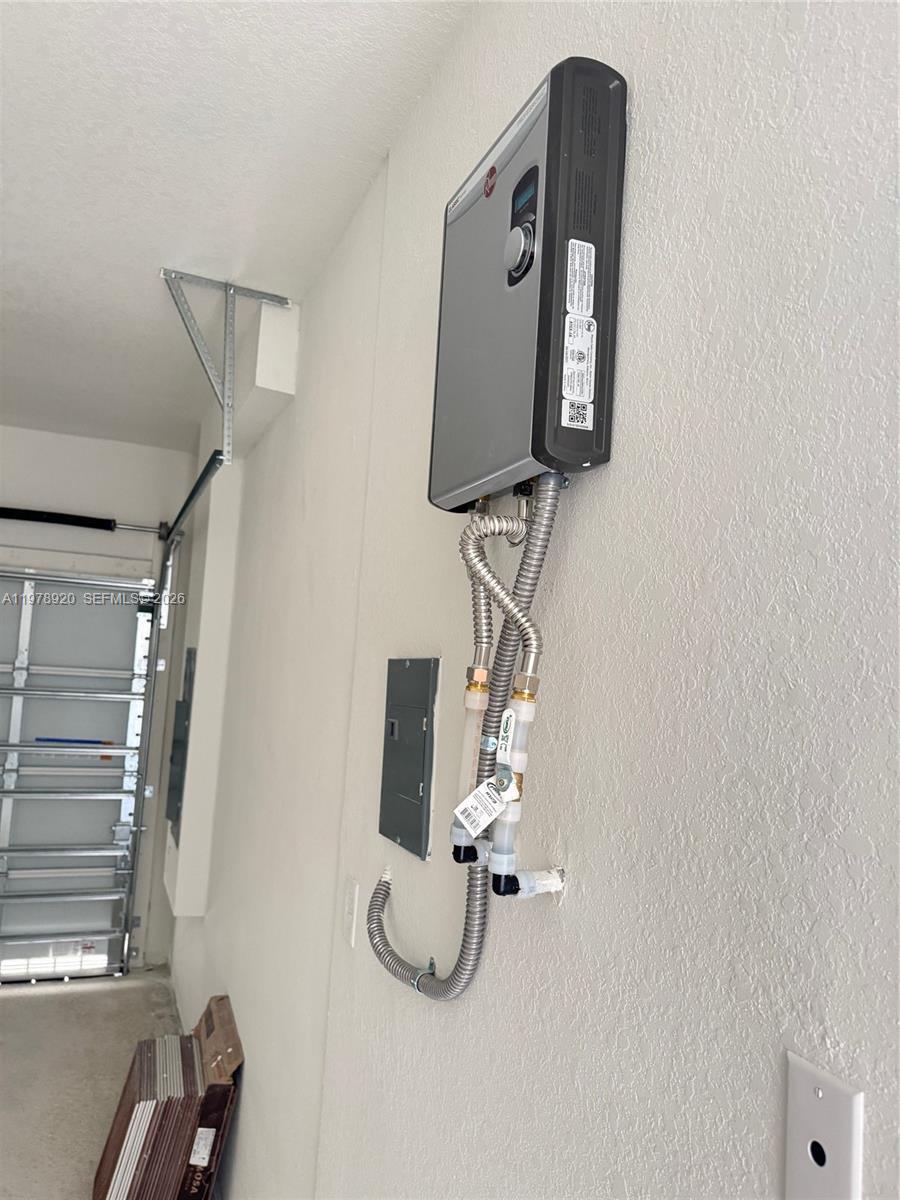 Del Mar - Residential