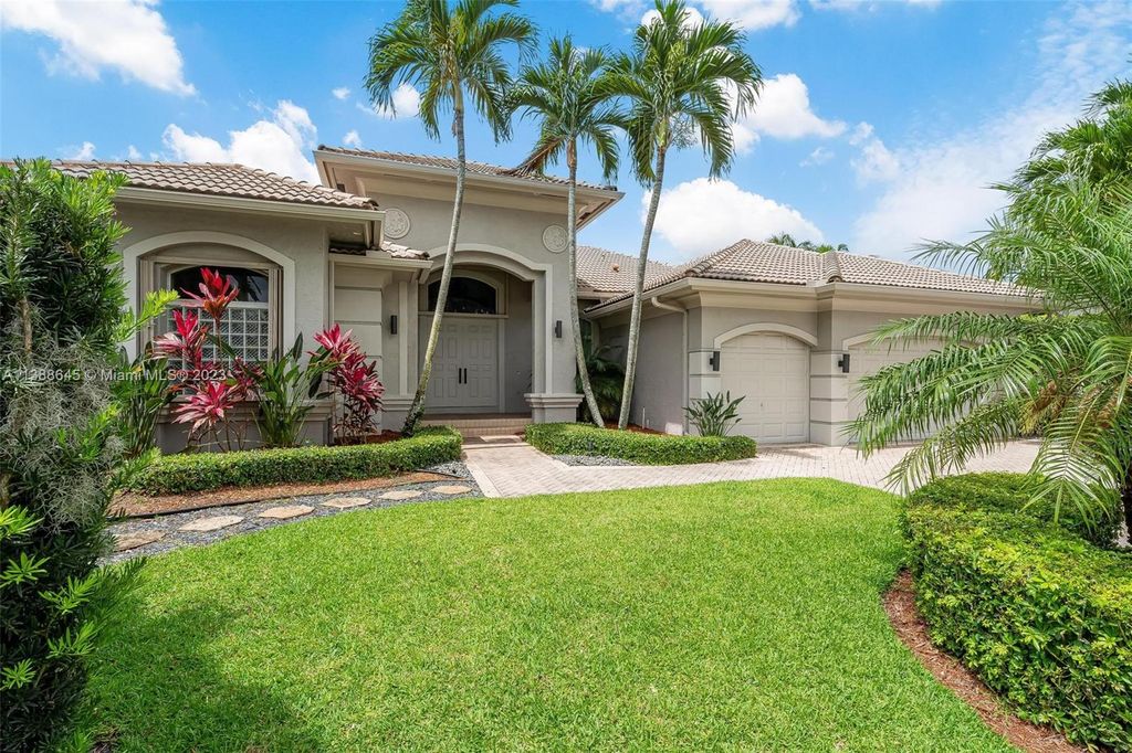 Photo of 10990 Hawks Vista St, Plantation, FL 33324 (MLS # A11388645)