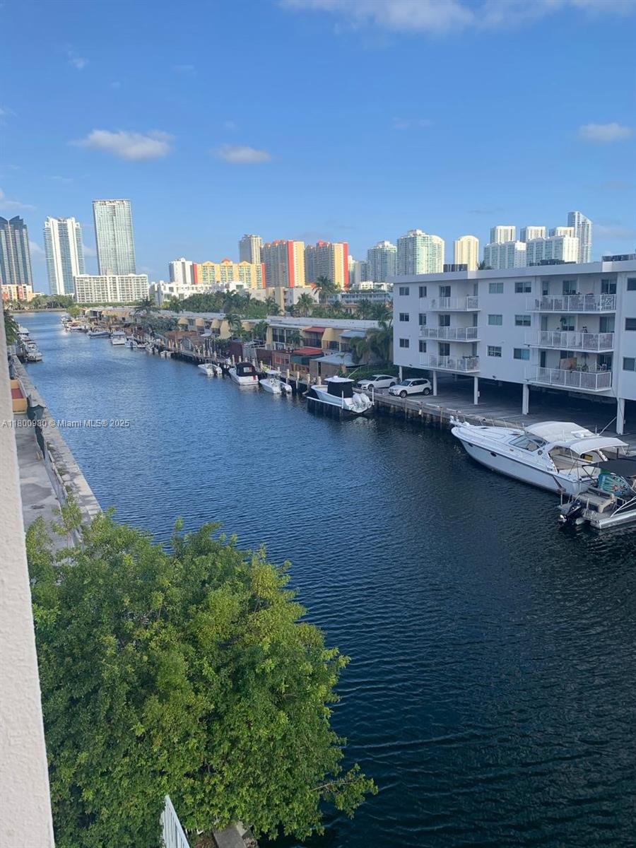 Rental Property at 3716 Ne 168th St 405, North Miami Beach, Miami-Dade County, Florida - Bedrooms: 1 
Bathrooms: 2  - $1,800 MO.