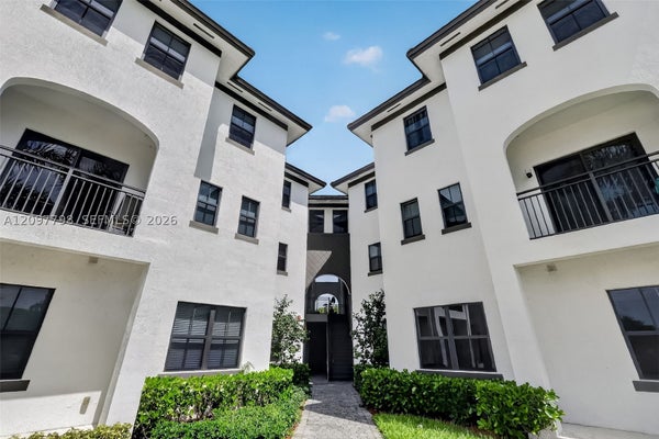 15650 SW 136TH ST UNIT 212, MIAMI, FL 33196 - Image d2ec8d07f8d5c88e91d4ccade7ba058a/1949193683