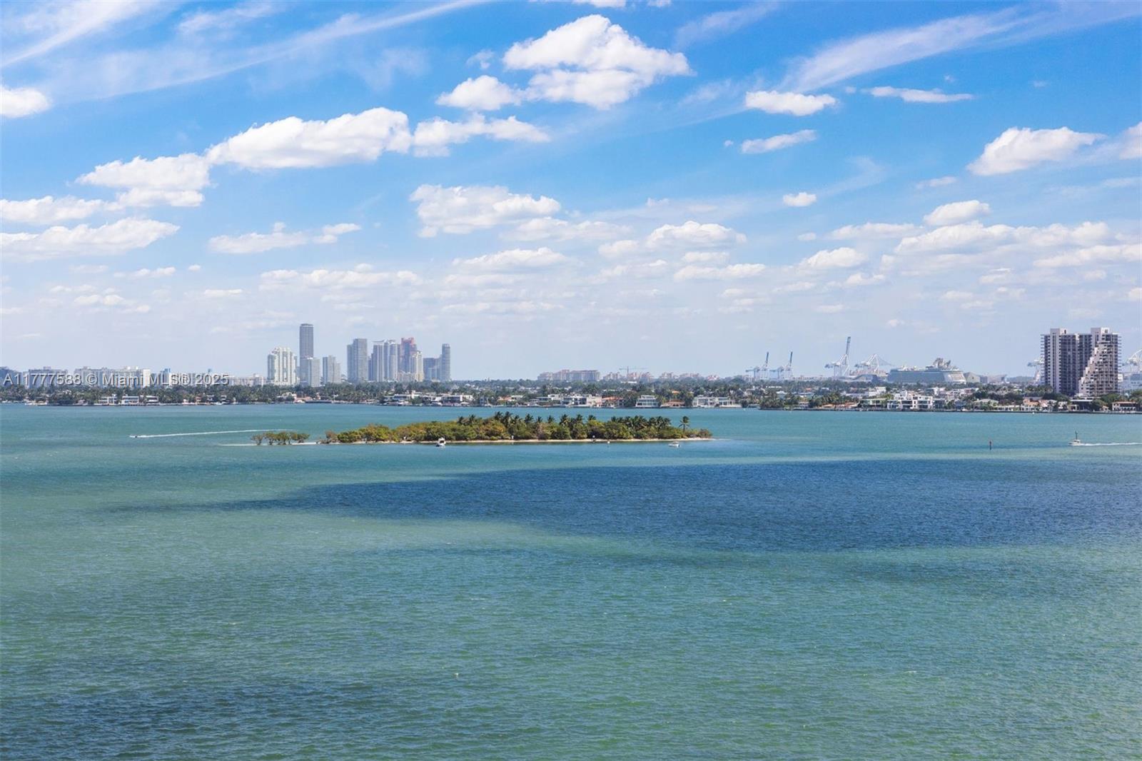 2900 NE 7th Ave 1002