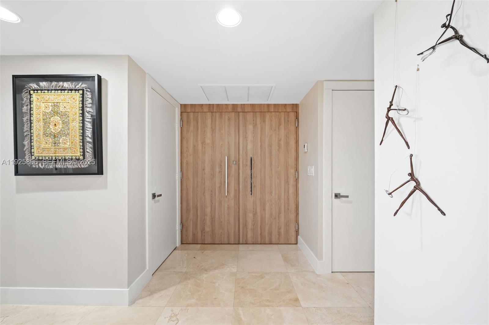 OCEAN ONE CONDO - Residential