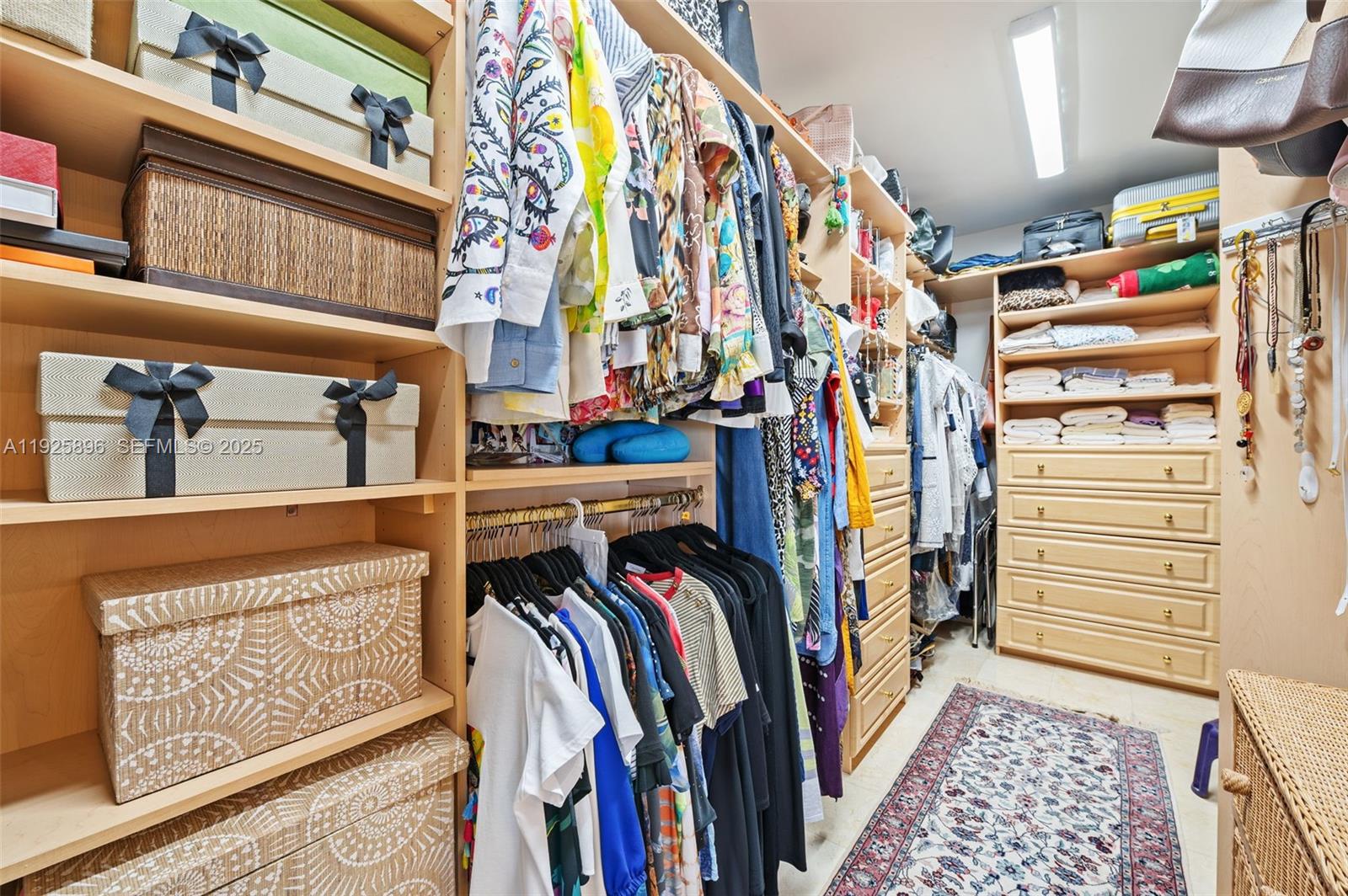 OCEAN ONE CONDO - Residential