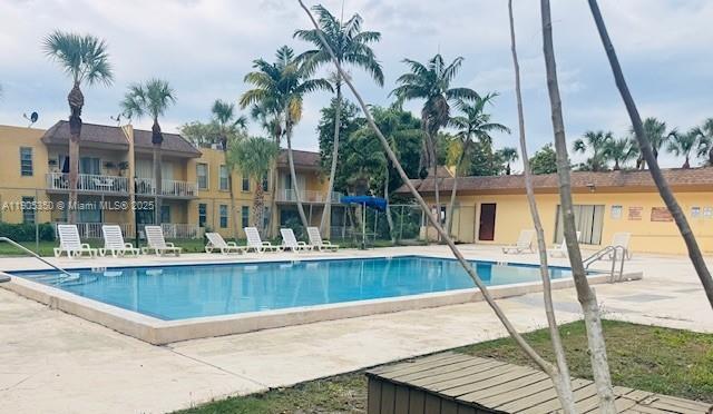 KENDALL HEIGHTS CONDO - Residential